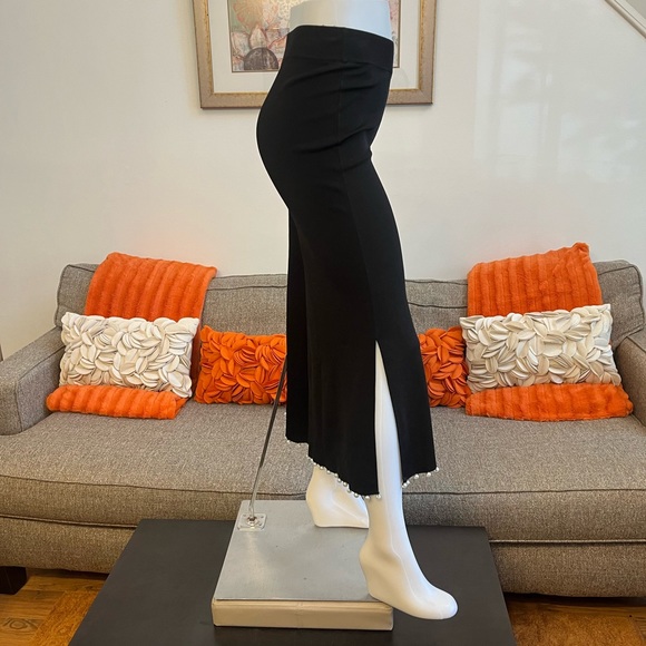❣️🆕Zara Knit Black Cropped Pants with Pearl Detail❣️ - Picture 5 of 11